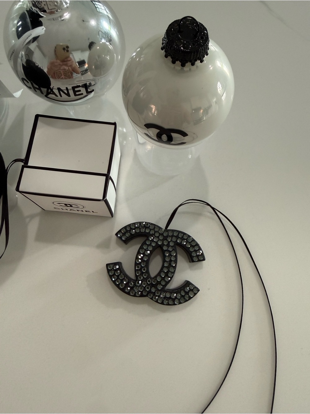 CHANEL Black and White Logo Ornament Collection - Picture 5 of 16